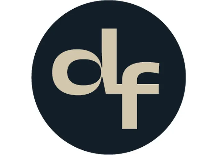 Hostel Dreamfactory - *