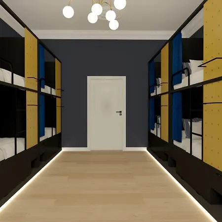 Hostel Dreamfactory - *