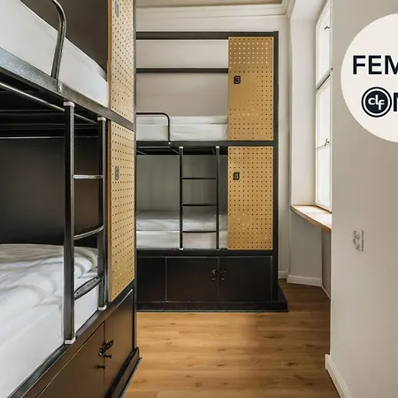 Dreamfactory - Hostel